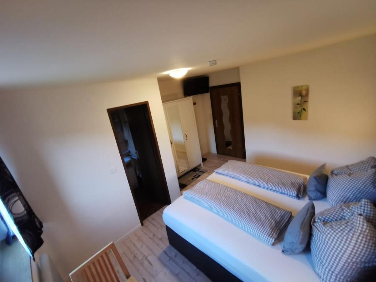 Pension Alpenblick Schattwald Bagian luar foto