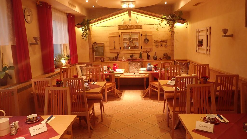 Pension Alpenblick Schattwald Bagian luar foto