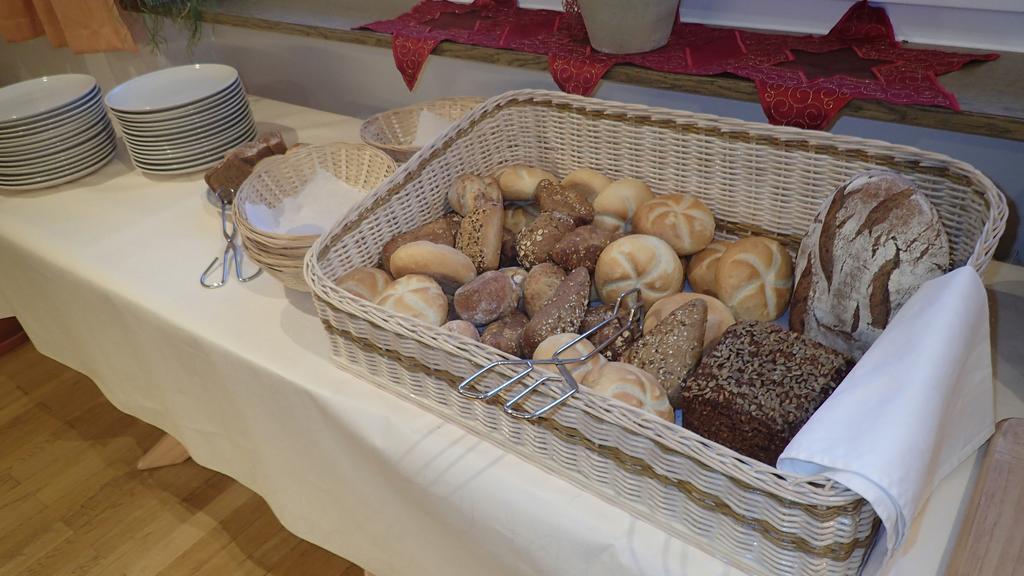 Pension Alpenblick Schattwald Bagian luar foto